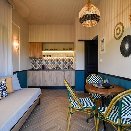 Krissaia Seaside Suites Галаксиди Экстерьер фото