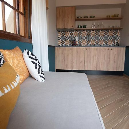 Krissaia Seaside Suites Галаксиди Экстерьер фото